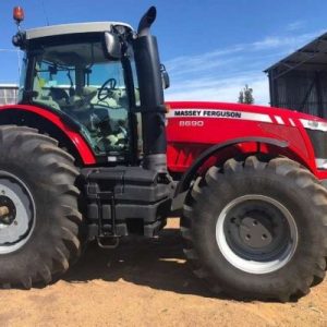 MASSEY FERGUSON 8690