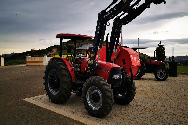 case_tractor1 Case JX 95 and Metal Fach - Image 1