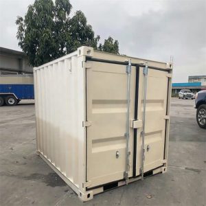 10 ft (3 m) Shipping Container - Image 1