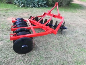 14 disc plough / 14 dis ploeg