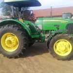 JOHN DEERE 5082E 4WD TRACTOR